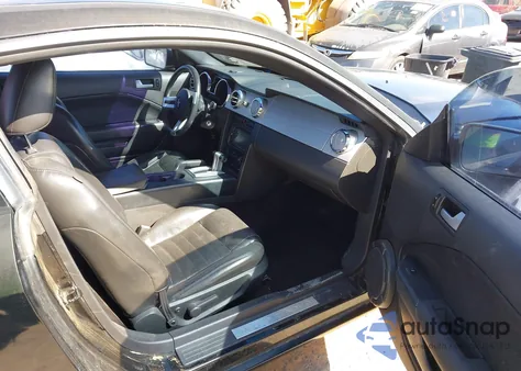 2006 Ford Mustang Gt из США, поврежденный, VIN 1ZVHT82H265136232